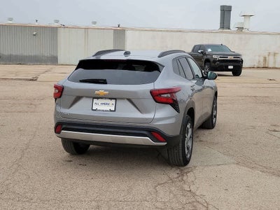 2025 Chevrolet Trax FWD LT