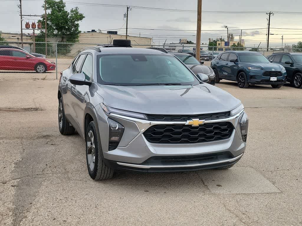 2025 Chevrolet Trax FWD LT