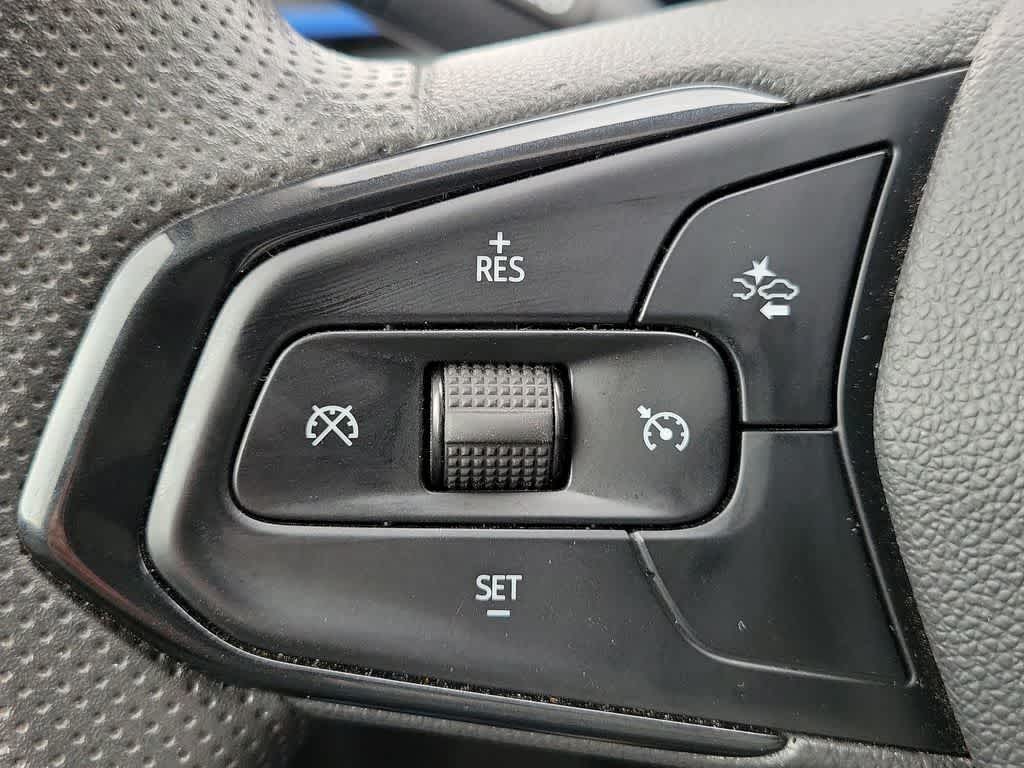 2025 Chevrolet Trax FWD LT
