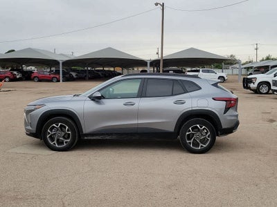 2025 Chevrolet Trax FWD LT