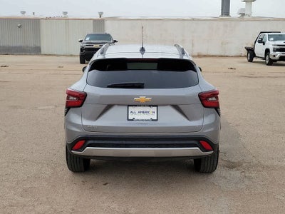 2025 Chevrolet Trax FWD LT