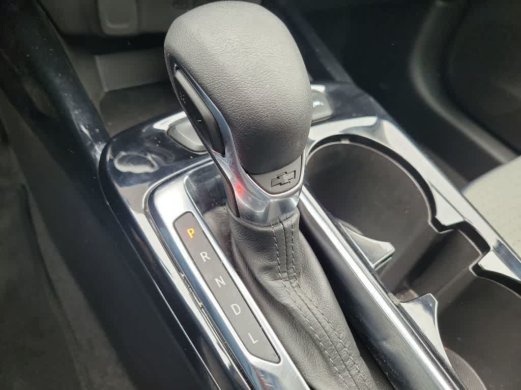 2025 Chevrolet Trax FWD LT