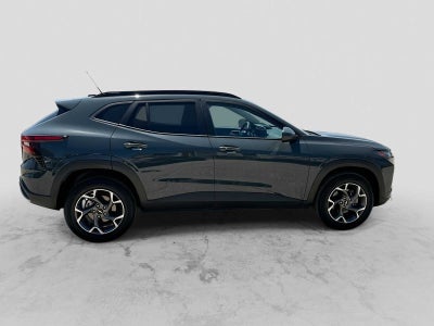 2025 Chevrolet Trax FWD LT
