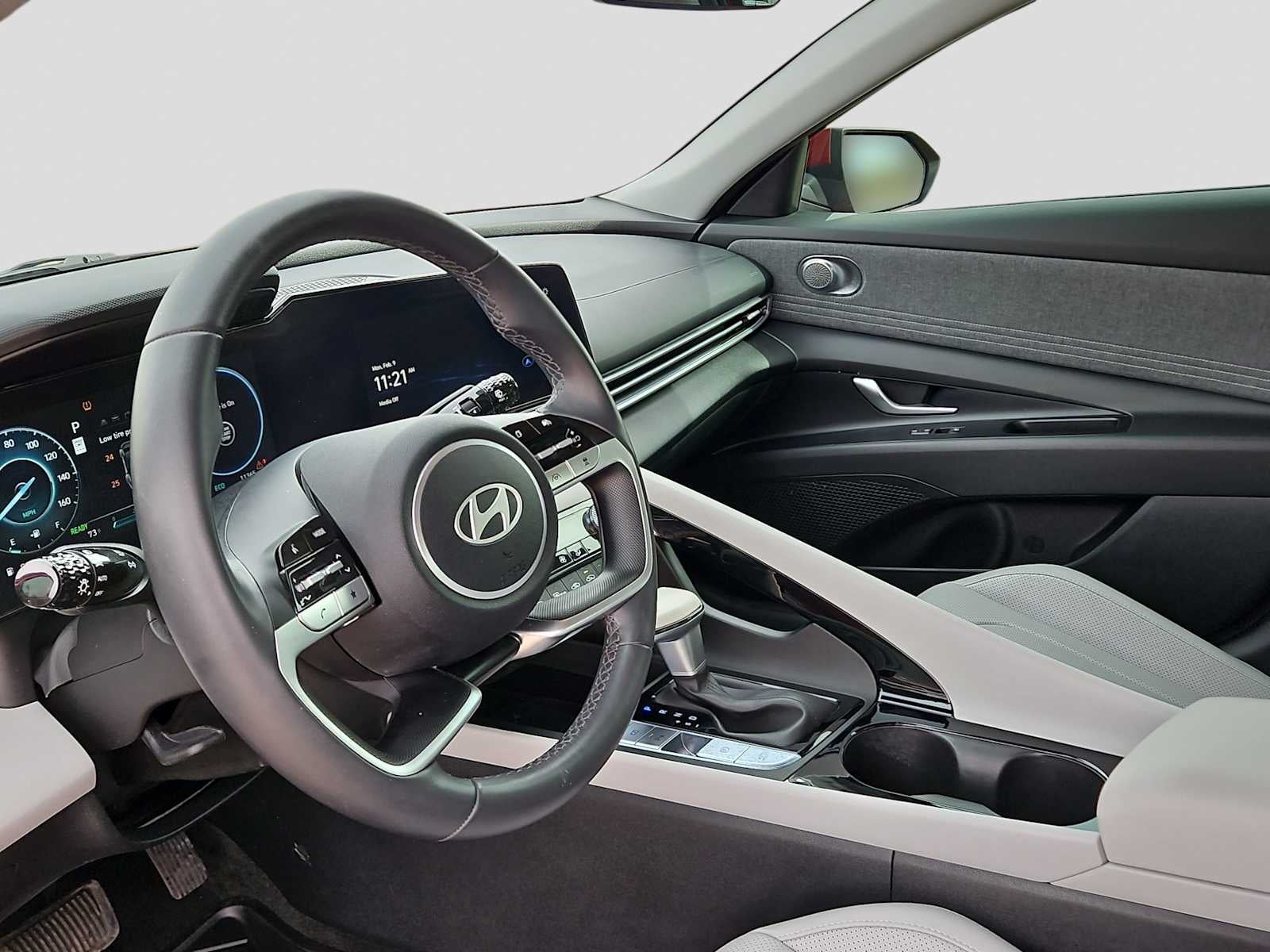 2024 Hyundai Elantra Hybrid Limited