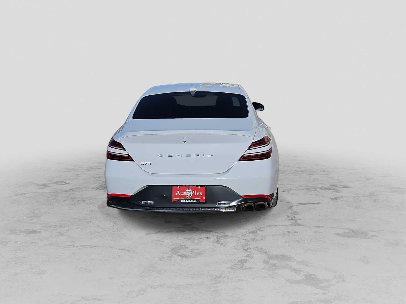 2022 Genesis G70 2.0T RWD