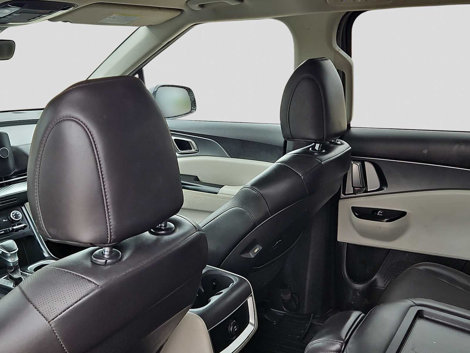 2024 Kia Carnival LX Seat Package