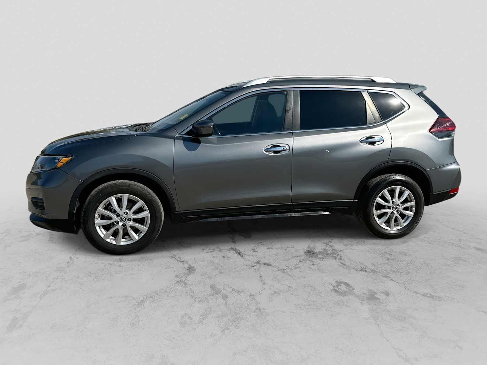 2020 Nissan Rogue SV FWD
