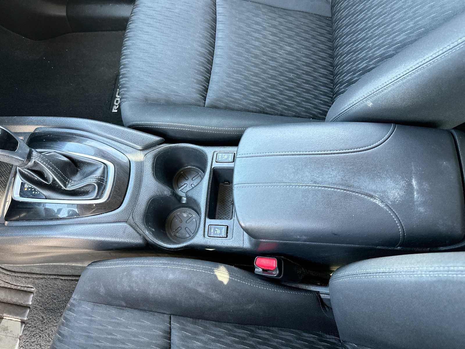 2020 Nissan Rogue SV FWD