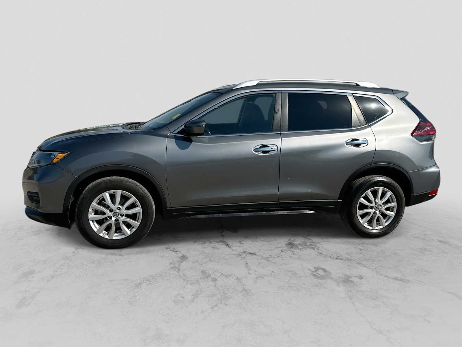 2020 Nissan Rogue SV FWD
