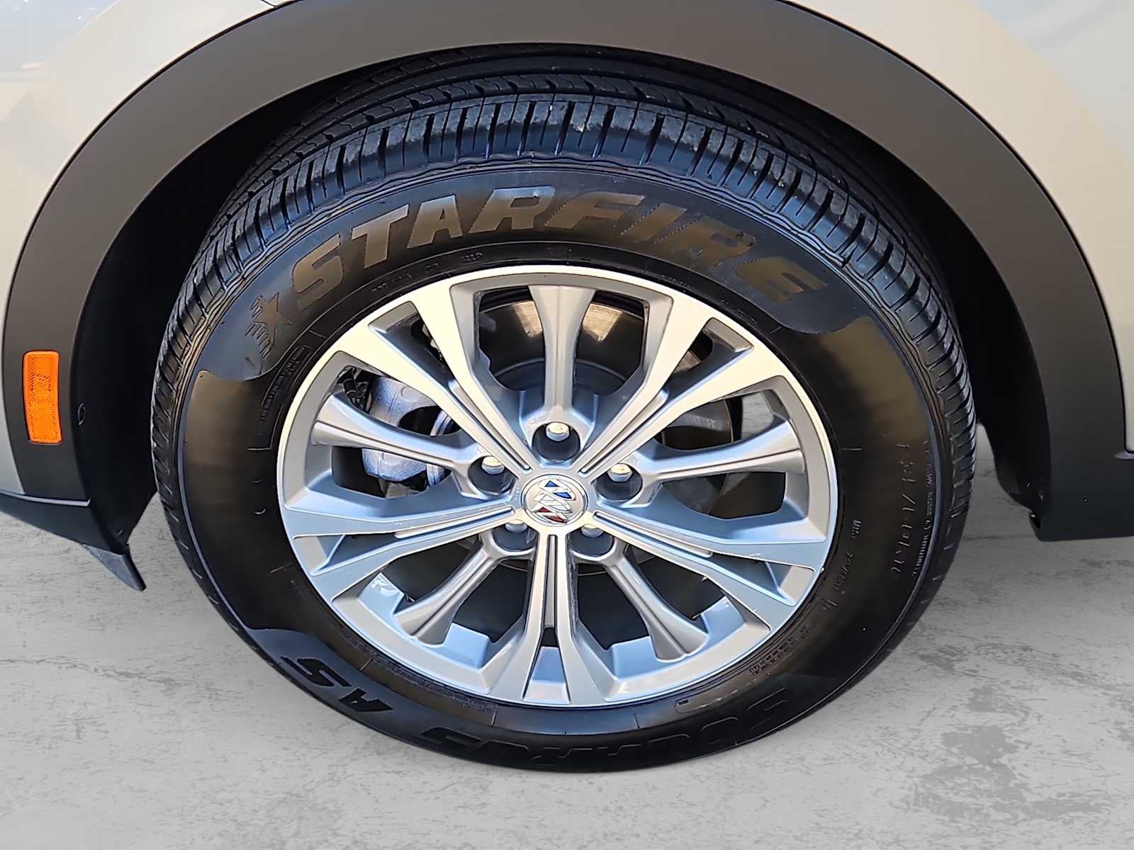 2023 Buick Envision Preferred FWD