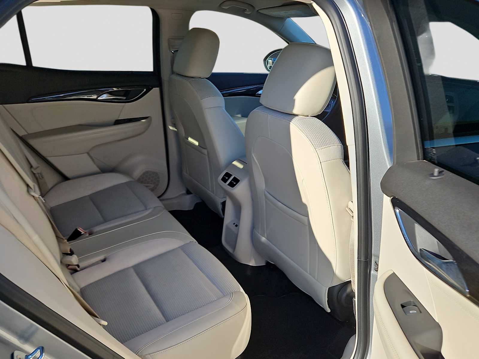 2023 Buick Envision Preferred FWD