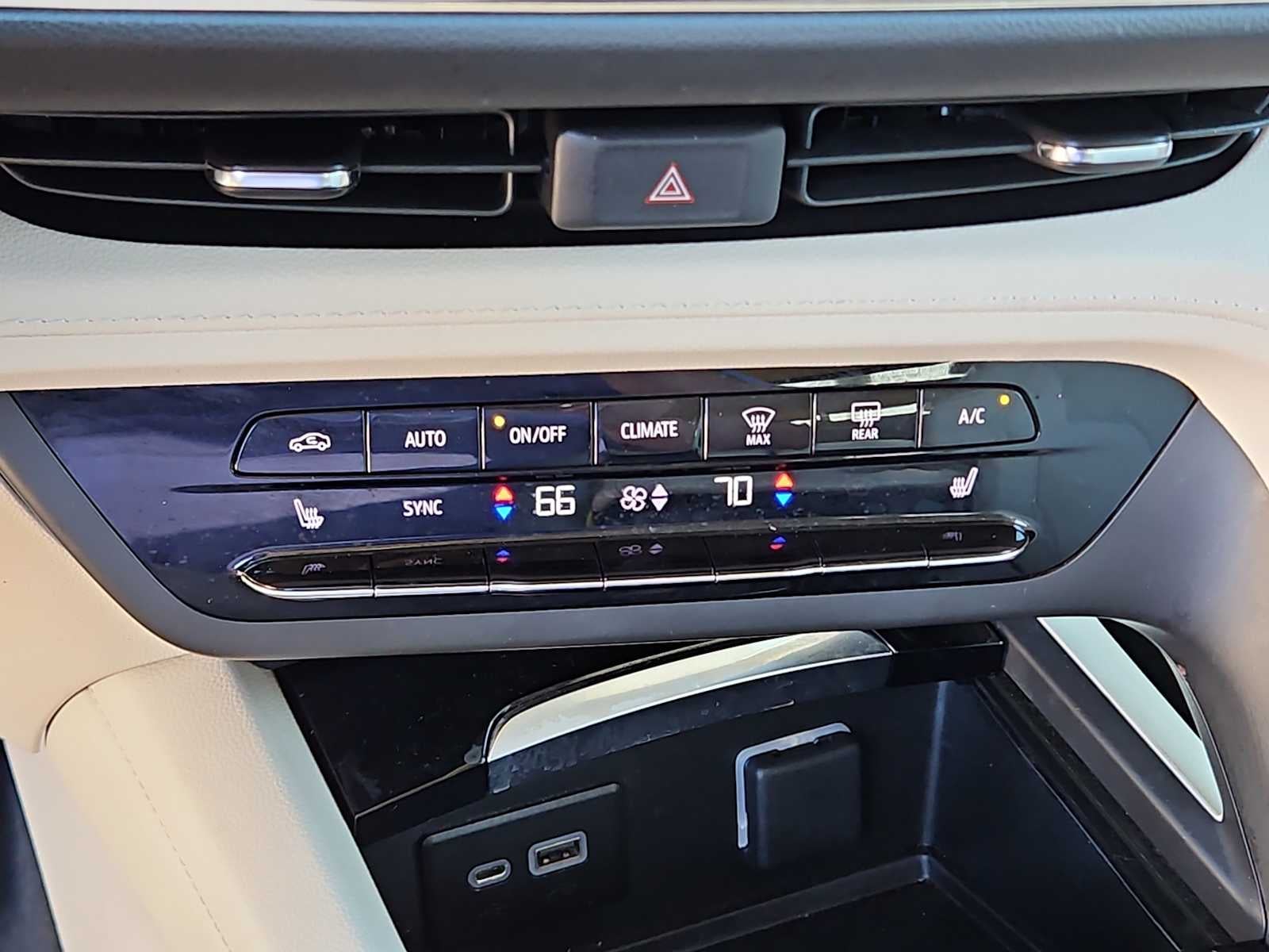 2023 Buick Envision Preferred FWD