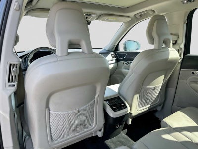 2020 Volvo XC90 T5 Momentum 7 Passenger