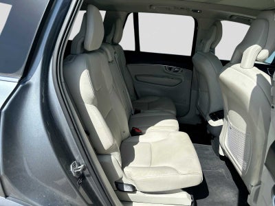 2020 Volvo XC90 T5 Momentum 7 Passenger