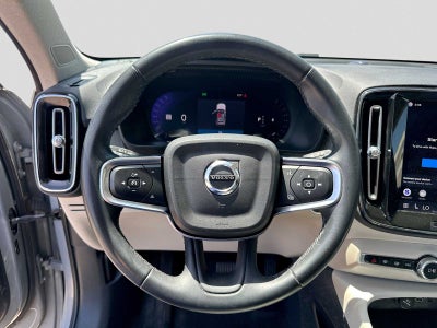 2024 Volvo XC40 B5 Plus Bright Theme