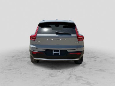 2024 Volvo XC40 B5 Plus Bright Theme