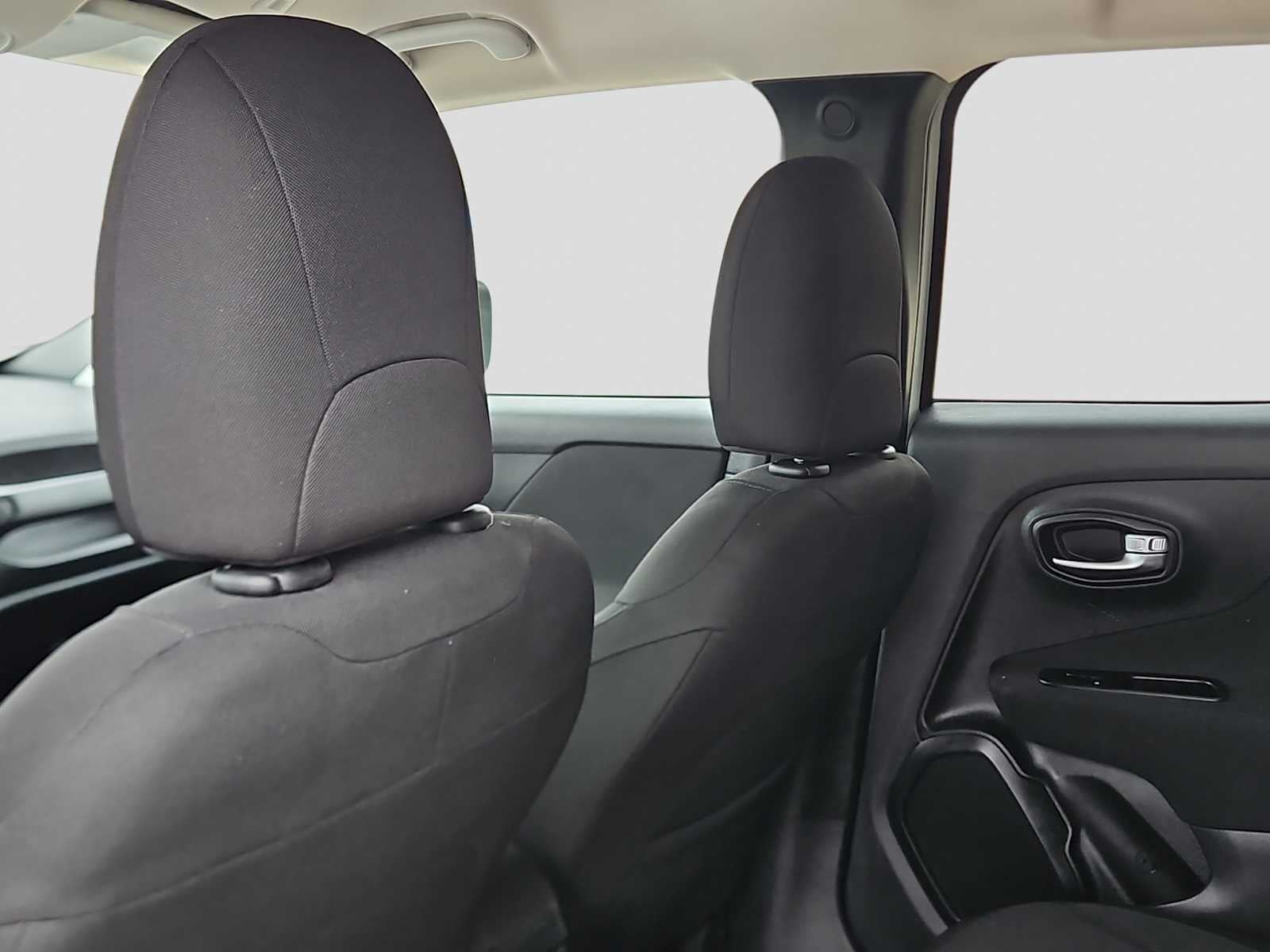 2019 Jeep Renegade Latitude FWD