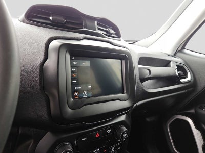 2019 Jeep Renegade Latitude FWD